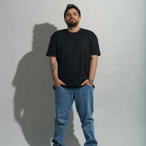 دانلود آهنگ جدید شایان اشراقی بنام کاش دنیا بچرخه به تو برسم